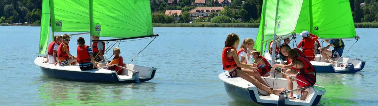 Cottage By The Lake Balatonudvari Exterior photo
